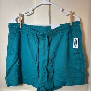 NWT - Women’s Old Navy Shorts - Teal -Large